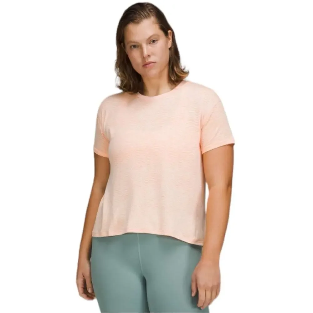 lululemon athletica Peach Short Sleeve Tee